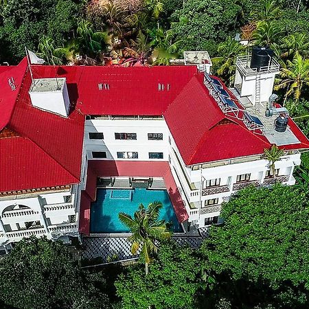 Sajjoys Hotel Varkala Kültér fotó