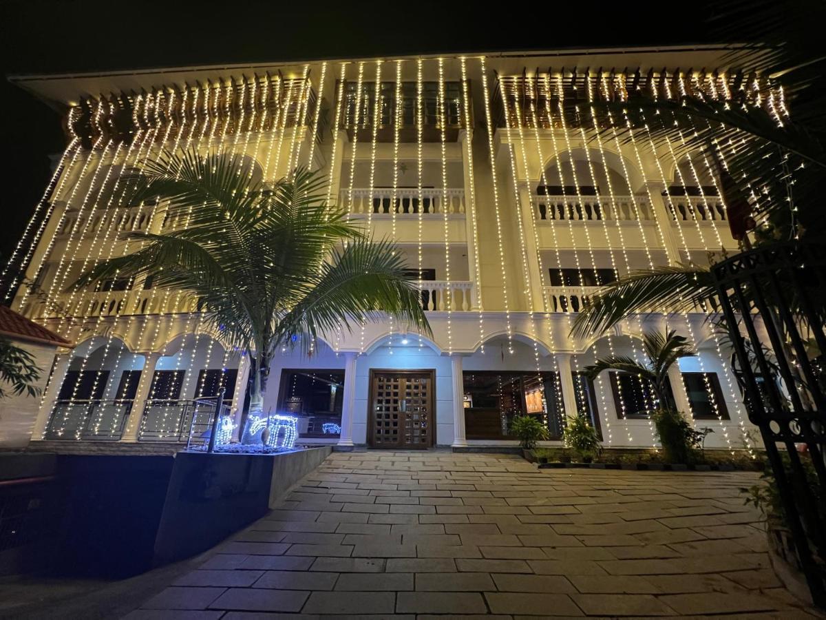Sajjoys Hotel Varkala Kültér fotó