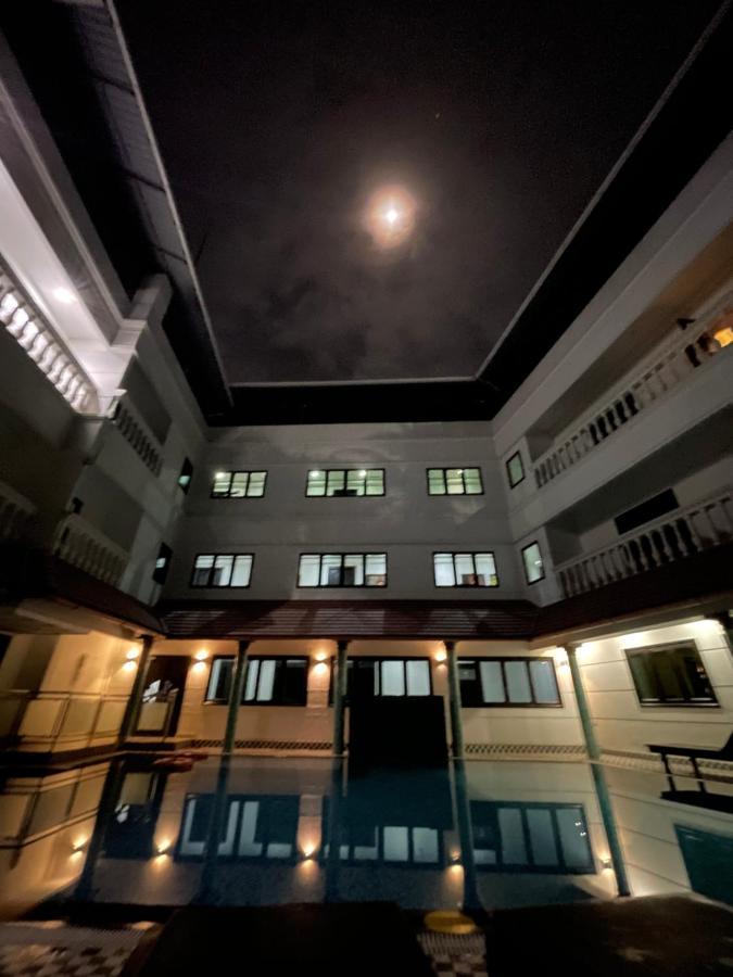 Sajjoys Hotel Varkala Kültér fotó