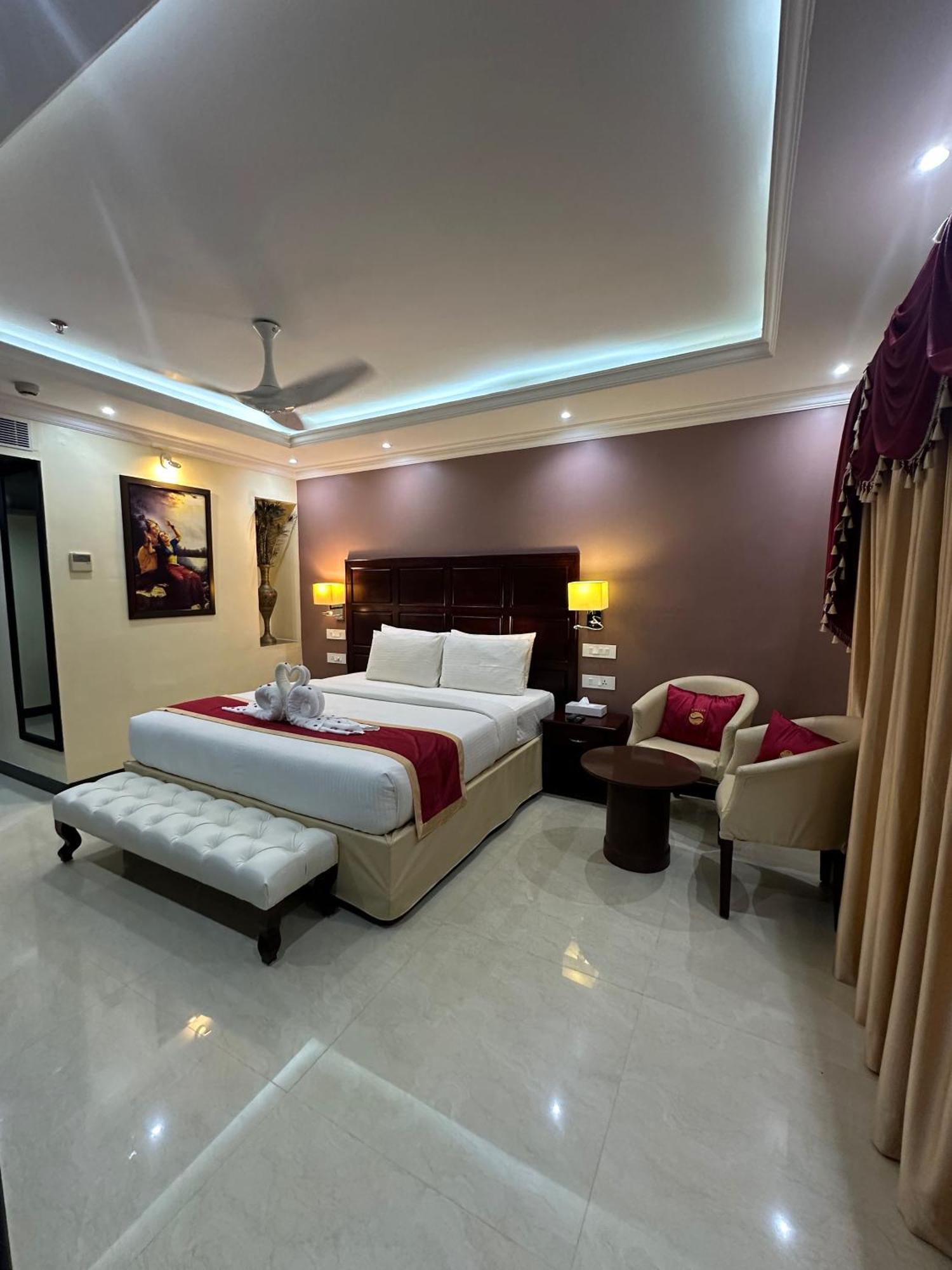 Sajjoys Hotel Varkala Kültér fotó